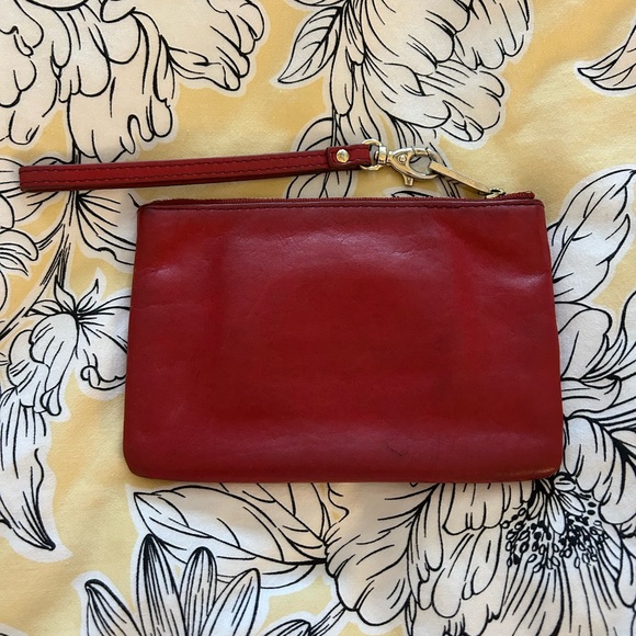 Fossil red wristlet clutch - Picture 2 of 2